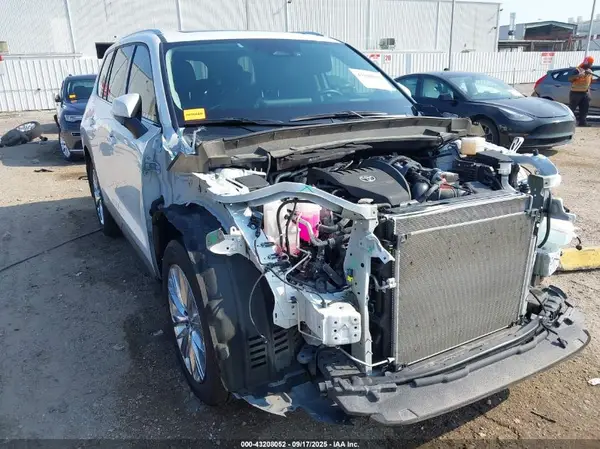 5TDAAAB51RS014533 2024 TOYOTA HIGHLANDER - Image 1