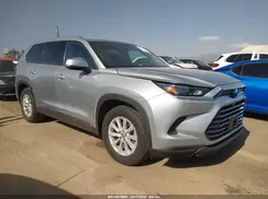 5TDAAAB51RS015763 2024 TOYOTA HIGHLANDER