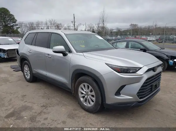 5TDAAAB51RS033910 2024 TOYOTA HIGHLANDER - Image 1