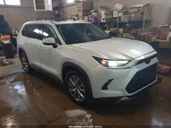 5TDAAAB51RS038704 2024 TOYOTA HIGHLANDER
