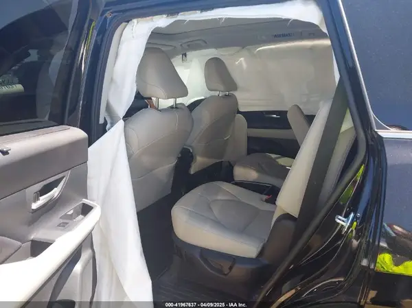 5TDAAAB51RS058547 2024 TOYOTA HIGHLANDER - Image 8