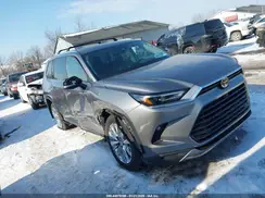 5TDAAAB51SS090064 2025 TOYOTA HIGHLANDER