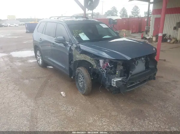 5TDAAAB51TS124098 2026 TOYOTA HIGHLANDER - Image 1