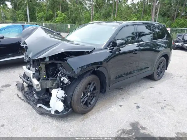5TDAAAB52RS006098 2024 TOYOTA HIGHLANDER - Image 2