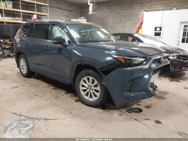 5TDAAAB52RS006327 2024 TOYOTA HIGHLANDER - Image 1