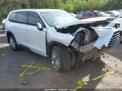 5TDAAAB52RS012564 2024 TOYOTA HIGHLANDER