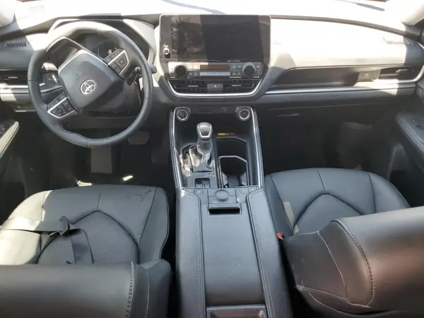 2024 TOYOTA HIGHLANDER COPART lot 69245965 auction photo 8