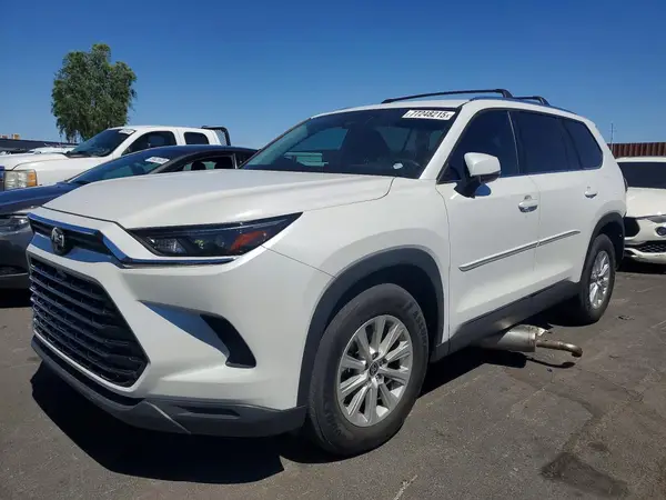 5TDAAAB53RS030586 2024 TOYOTA HIGHLANDER - Image 1