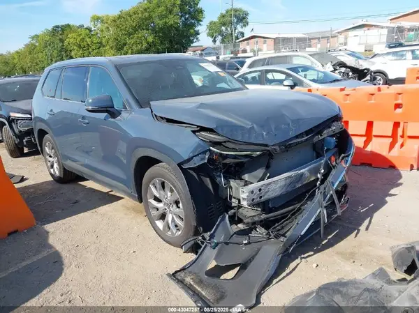 5TDAAAB53RS058274 2024 TOYOTA HIGHLANDER - Image 1