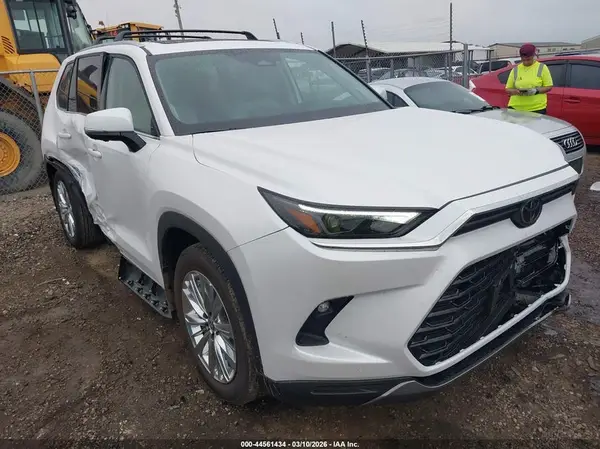 5TDAAAB53TS127066 2026 TOYOTA HIGHLANDER - Image 1