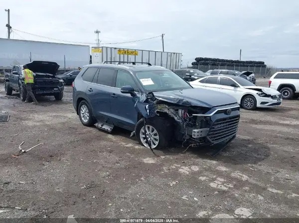 5TDAAAB54RS000108 2024 TOYOTA HIGHLANDER - Image 1