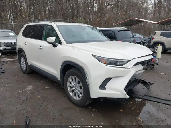 5TDAAAB54RS042178 2024 TOYOTA HIGHLANDER - Image 1