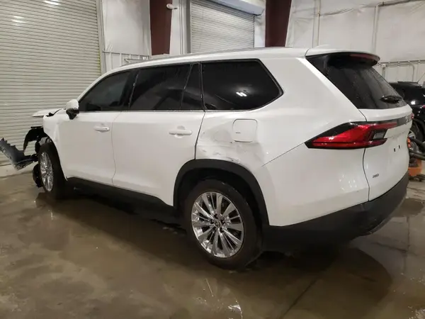 5TDAAAB55RS005401 2024 TOYOTA HIGHLANDER - Image 2