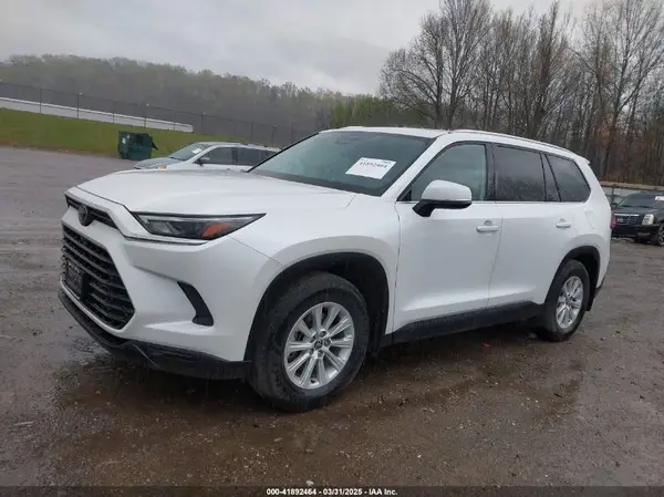 5TDAAAB55RS013482 2024 TOYOTA HIGHLANDER - Image 2
