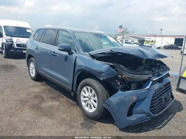 5TDAAAB55SS075955 2025 TOYOTA HIGHLANDER - Image 1