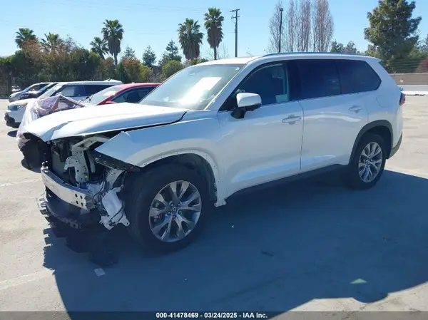 5TDAAAB56RS015029 2024 TOYOTA HIGHLANDER - Image 2