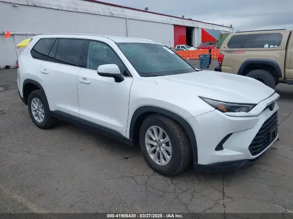 5TDAAAB56RS060312 2024 TOYOTA HIGHLANDER - Image 1