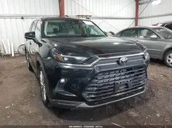 5TDAAAB56SS104041 2025 TOYOTA HIGHLANDER