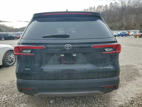 2026 TOYOTA HIGHLANDER auction photo 6