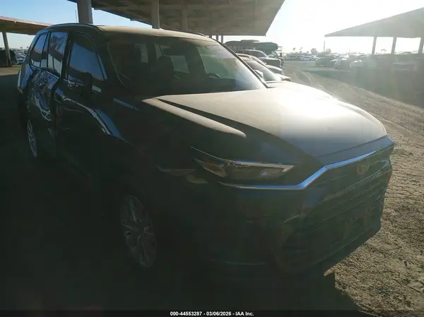 5TDAAAB57RS022443 2024 TOYOTA HIGHLANDER - Image 1