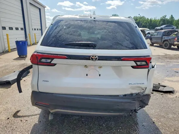 2026 TOYOTA HIGHLANDER COPART lot 55928966 auction photo 6