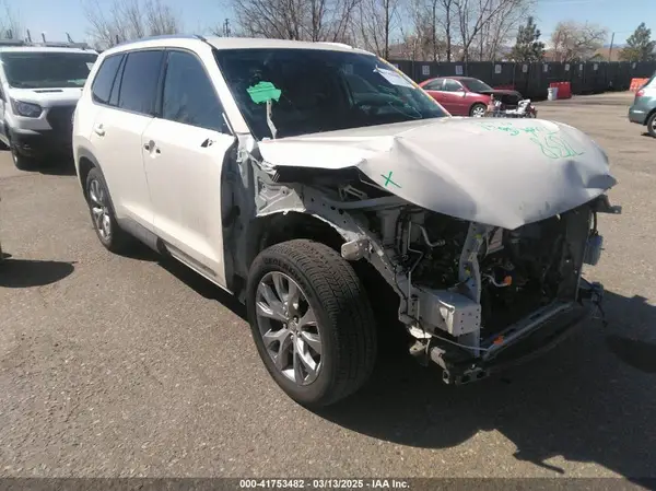 5TDAAAB58RS025867 2024 TOYOTA HIGHLANDER - Image 1