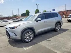 5TDAAAB58RS045083 2024 TOYOTA HIGHLANDER