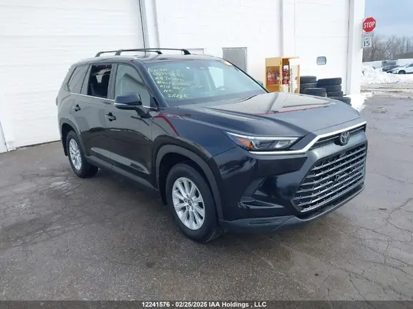 5TDAAAB59RS014067 2024 TOYOTA HIGHLANDER - Image 1