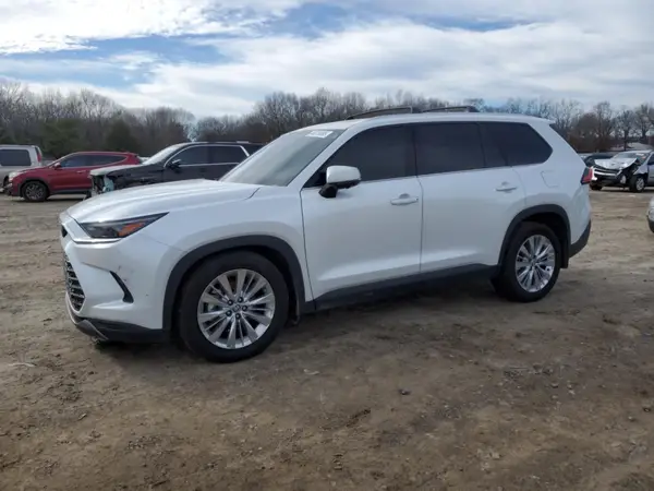 5TDAAAB59RS035663 2024 TOYOTA HIGHLANDER - Image 1