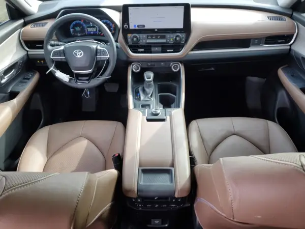 5TDAAAB59RS035663 2024 TOYOTA HIGHLANDER - Image 8