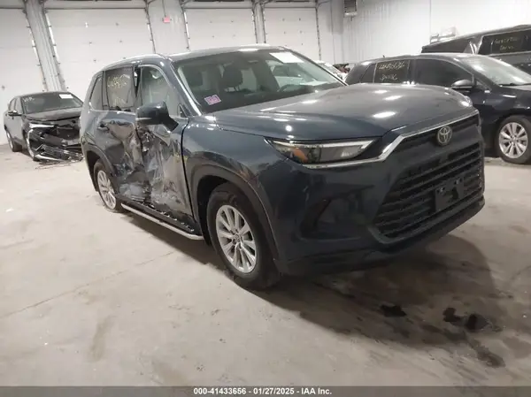 5TDAAAB5XRS009413 2024 TOYOTA HIGHLANDER - Image 1