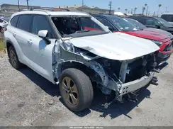 5TDAARAH1NS510033 2022 TOYOTA HIGHLANDER