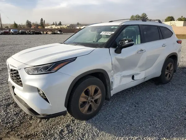 5TDAARAH6NS514417 2022 TOYOTA HIGHLANDER - Image 1
