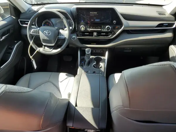 5TDAARAH6PS016835 2023 TOYOTA HIGHLANDER - Image 8