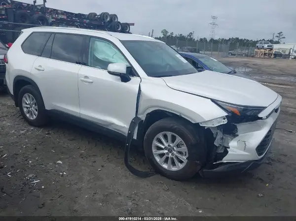 5TDABAA56RS000870 2024 TOYOTA HIGHLANDER - Image 1
