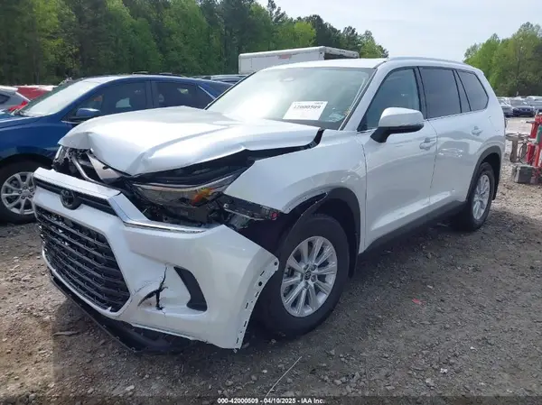 5TDABAA58SS002111 2025 TOYOTA HIGHLANDER - Image 2