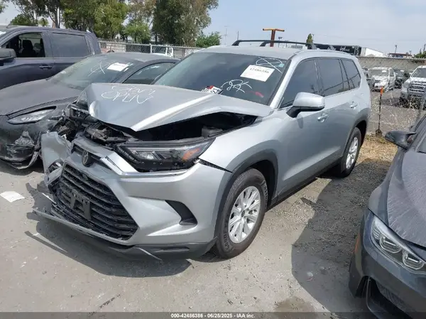 5TDABAA59RS000815 2024 TOYOTA HIGHLANDER - Image 2