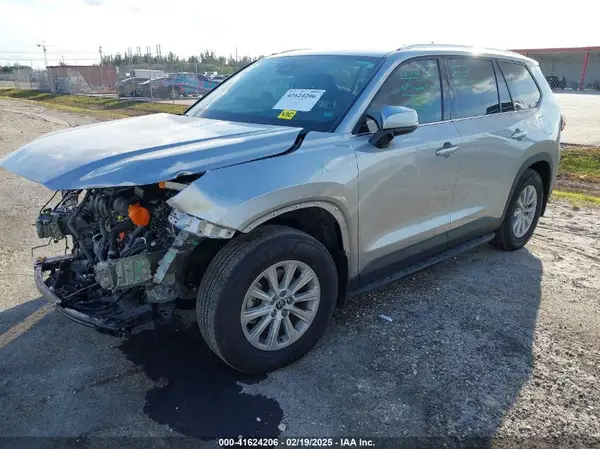 5TDABAA5XRS001181 2024 TOYOTA HIGHLANDER - Image 2
