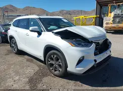 5TDABRCH2NS562409 2022 TOYOTA HIGHLANDER