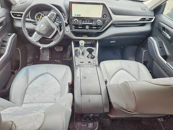 5TDABRCH2PS563661 2023 TOYOTA HIGHLANDER - Image 8