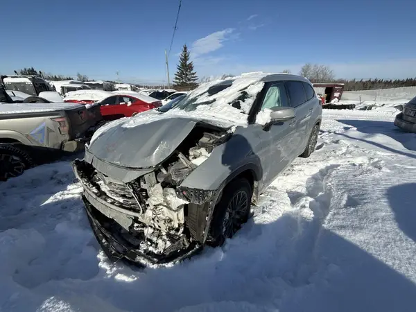 5TDABRCH3NS555209 2022 TOYOTA HIGHLANDER - Image 1