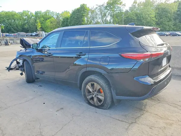 5TDABRCH3PS600698 2023 TOYOTA HIGHLANDER - Image 2