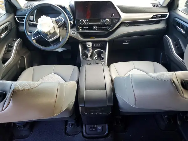 5TDABRCH3PS600698 2023 TOYOTA HIGHLANDER - Image 8