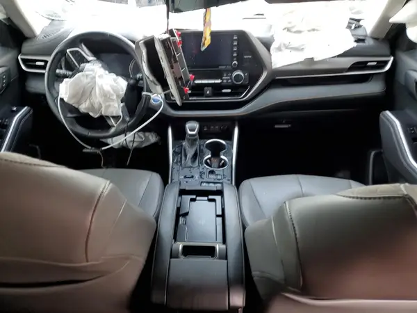 5TDABRCH4NS554831 2022 TOYOTA HIGHLANDER - Image 8
