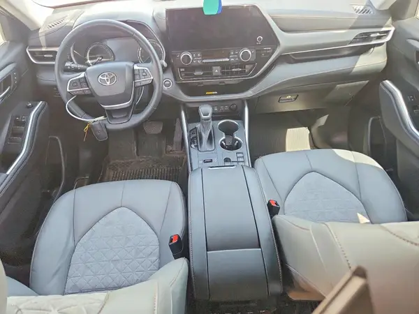 5TDABRCH5PS567249 2023 TOYOTA HIGHLANDER - Image 8