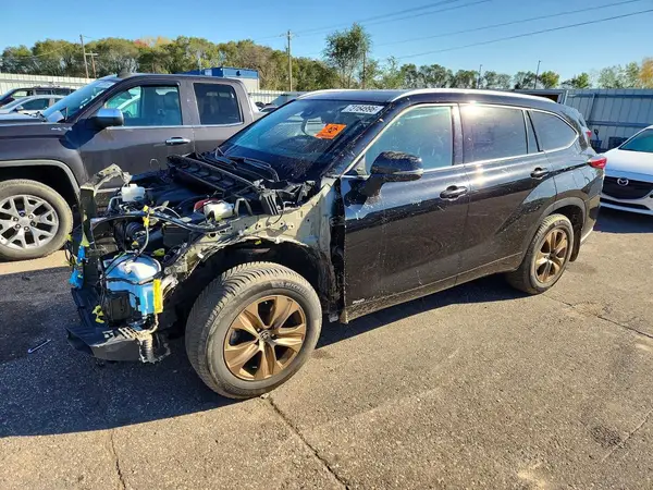 5TDABRCH6NS547394 2022 TOYOTA HIGHLANDER - Image 1