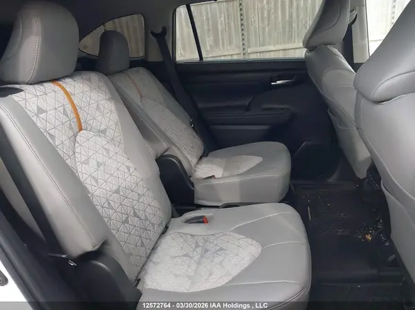 5TDABRCH8PS570081 2023 TOYOTA HIGHLANDER - Image 8
