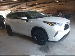 5TDABRCH9NS562469 2022 TOYOTA HIGHLANDER