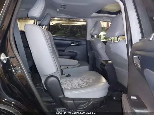 5TDABRCHXNS537970 2022 TOYOTA HIGHLANDER - Image 8