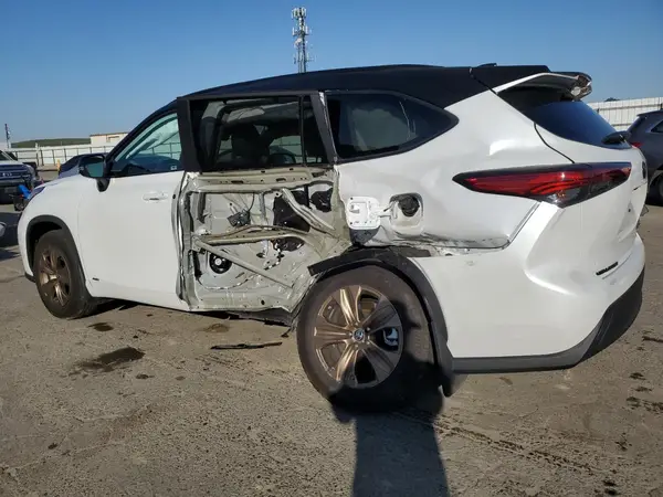 5TDABRCHXPS567053 2023 TOYOTA HIGHLANDER - Image 2